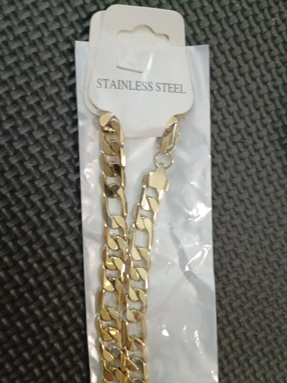 Men's Gold Cuban Link Chain Necklace - Sleek Everyday Style